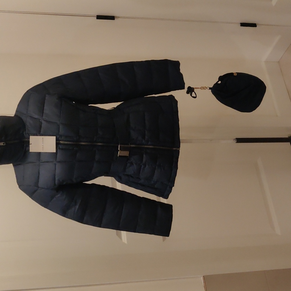 NWT COLE HAAN Light Weight Belted 90% Down Coat Jacket With Travel Pouch Sz Med